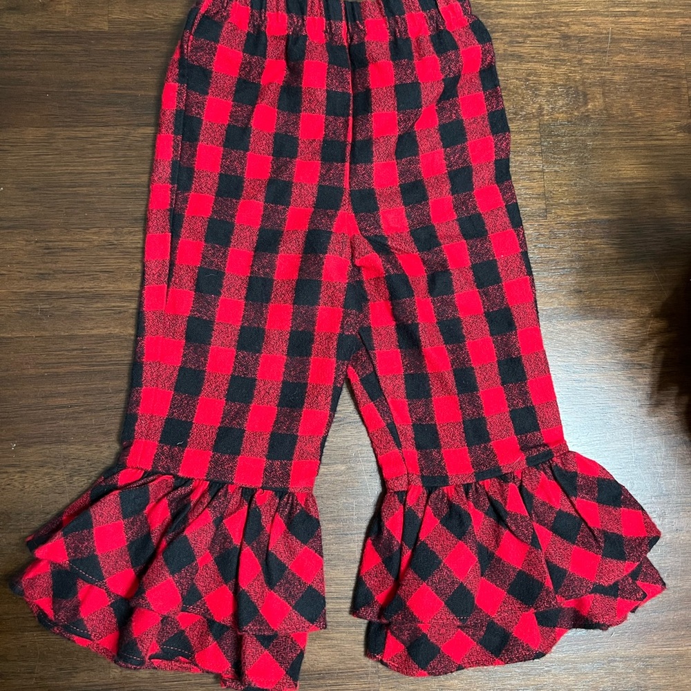 Ricrac & ruffles bottoms